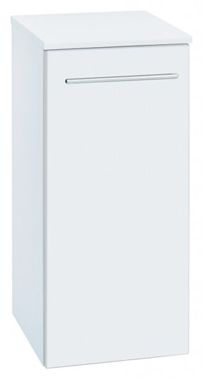 Nízká koupelnová skříňka z řady Q obsahuje koš na prádlo