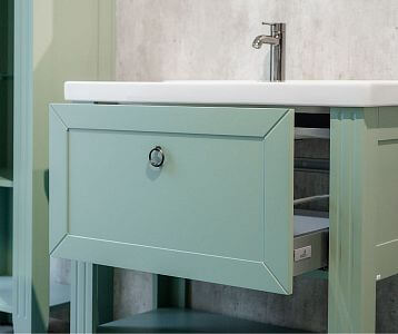 Detail umyvadlové skříňky ANTIK SUPZ 90 v provedení M22 Mint lak mat
