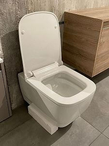 Výprodej 393 - keramické WC rimless + prkénko Duroplast