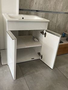 Výprodej 426 - umyvadlová skříňka RAPID SZD2 50 N01/N01 + um. Altero 50