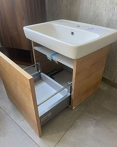 Výprodej 513 - umyvadlová skříňka SZZ 50 (D09, Push to open) s umyvadlem Mini 50