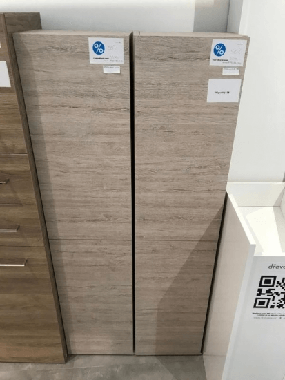 Výprodej 138 - Doplňková skříň SV1D2 35 (snížená hloubka 25 cm), levá, otevírání push to open, 4 dřevěné police 