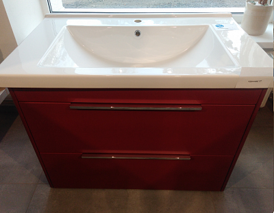 Výprodej 17 - Umyvadlová skříňka SZZ2 vč. Umyvadla Beta 90 - Bordo velvet touch/Bordo velvet touch 