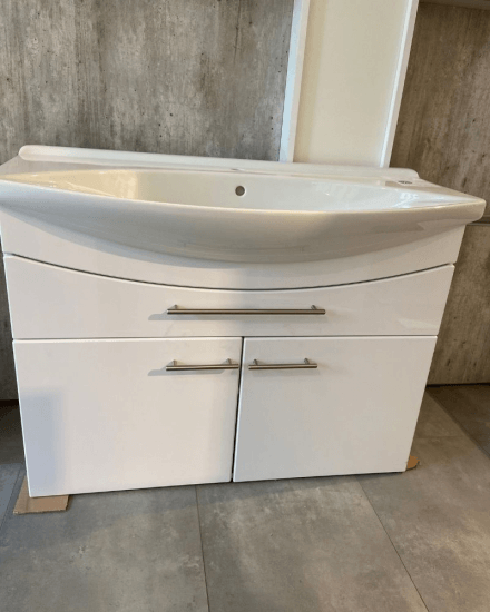 Výprodej 195 - Umyvadlová skříňka závěsná bílá včetně umyvadla Dreja Plus 105 