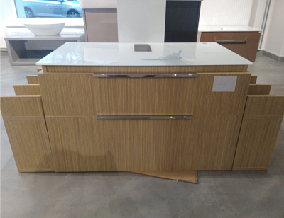 Výprodej 29 - TOWER SZZ2 100 paluba - Dřevodekor a bílé sklo 