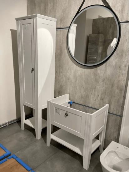 Výprodej 395 - sestava um. skříňka VITRA SUZ 80 + vysoká skříň VITRA SV 53 