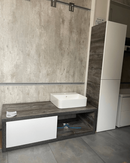 Výprodej 448 - set um. skříňka STORM SZZO 120 - D10/L01 + vysoká skříň DOS SVD2 35 - D10/L01 + um. Joy 3 