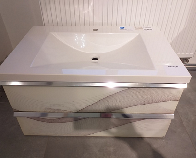 Výprodej 62 - Umyvadlová skříňka Aquilla SZZ2 N01/sklo vč. umyvadla z litého mramoru, osvětlení zásuvek 